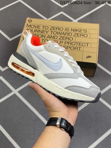 130耐克Nike Air Max Dawn 黎明系列低帮气垫百搭休闲运动慢跑鞋 #鞋款采用柔软翻毛皮和透气梭织材料打造利落鞋面，中底和鞋跟融入现代感线条设计，兼具复古风格与时尚魅力，尽显运动风范