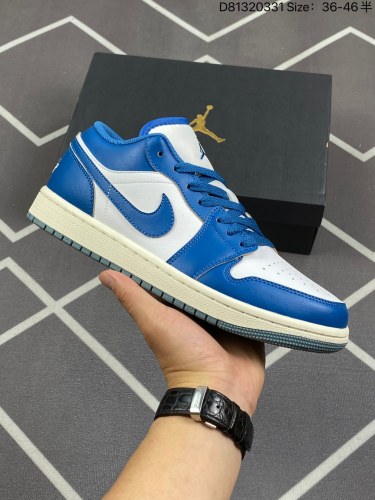 160Air Jordan 1 Low 白蓝脚趾AJ1乔1低帮休闲板鞋 同步官方配色 市场唯一独家头层皮打造 原鞋原档案开发 原厂皮料 原档冲孔鞋头 正确满胶鞋垫 四线拉帮 原厂织唛标 鞋舌高弹海