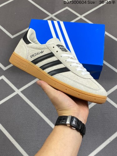 150Adidas Handball Spezial 阿迪达斯经典款 复古休闲板鞋 IE6490_001