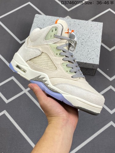 230耐克 Nike Air Jordan 5 Retro 高帮  乔丹之子 AJ5 乔丹5代 aj5 乔5 乔丹5 高邦   乔丹篮球运动鞋 低帮复古休闲文化篮球鞋。后跟饰有“Team Jord