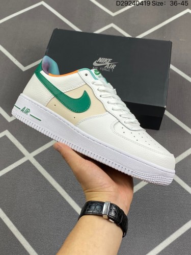 120真标✅NK Air Force 1 Low 空军一号低帮百搭休闲运动板鞋 DM0109-100 柔软、弹性十足的缓震性能和出色的中底设计 横跨复古与现代的外型结合 造就出风靡全球三十多年的F