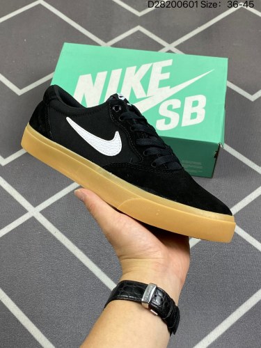 100  耐克Nike SB Chron Solarsoft 百搭单品 太阳软底系列内增高休闲百搭滑板板鞋 采用耐磨翻毛皮拼接透气帆布鞋面材质#搭载双密度泡棉鞋垫 货号CD6278-006 D28