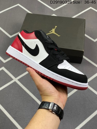 合集95耐克 乔丹Air Jordan 1 Low AJ1 乔1 乔丹1代aj1 低帮复古文化休闲运动篮球鞋。该鞋款从 1985 年元年款汲取设计灵感，焕新演绎简约经典外观，让人感到熟悉的同时又颇