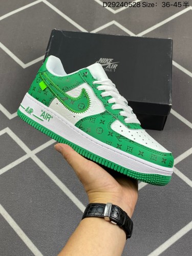 120耐克Nike Air Force 1 Low  空军一号低帮解构百搭休闲运动板鞋。柔软、弹性十足的缓震性能和出色的中底设计，横跨复古与现代的外型结合，造就出风靡全球三十多年的Force 1。