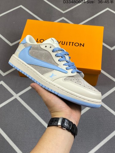 240耐克 Nike「全新鞋型」来了！Nike Full Force Low 时尚复古运动板鞋，复古气质爆棚！近年来复古风的兴起，众多品牌纷纷推出自己的全新鞋款，势必要拿下口味极刁的球鞋爱好者。N