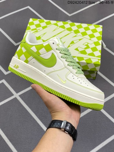 210公司级✅Nike Air Force 1 Low 空军一号低帮休闲运动板鞋 原楦头原纸板 打造纯正空军版型 专注外贸渠道 全掌内置蜂窝气垫 原盒配件 原厂中底钢印、拉帮完美   货号：GZ5