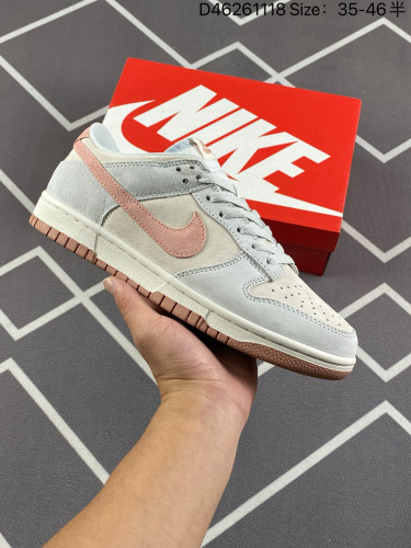 130 Nike Dunk SB Low 外贸版本 灰蓝粉原盒原配 圈内天花板工艺 原厂冲刀 超高清洁度 全鞋零毛边皮料切割 全套原楦原模倾力打造完美版型  货号:   DH7577-001 尺码