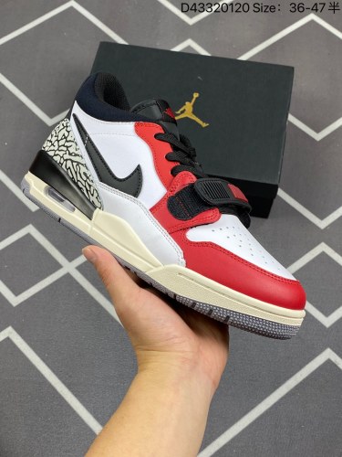 160Air Jordan Legacy 312 低帮 芝加哥 AJ312 乔丹312代 aj312 乔312 低邦 白黑红 乔丹篮球鞋系列 号称“最强三合一”的Air Jordan Legacy