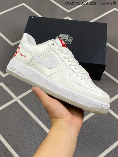 270公司级✅Air Force 1 '07 Low 刮刮乐白红原楦头原纸板 打造纯正空军版型#专注外贸渠道 全掌内置蜂窝气垫 #原盒配件 原厂中底钢印、拉帮完美 官方同步上架货号：DD9941-